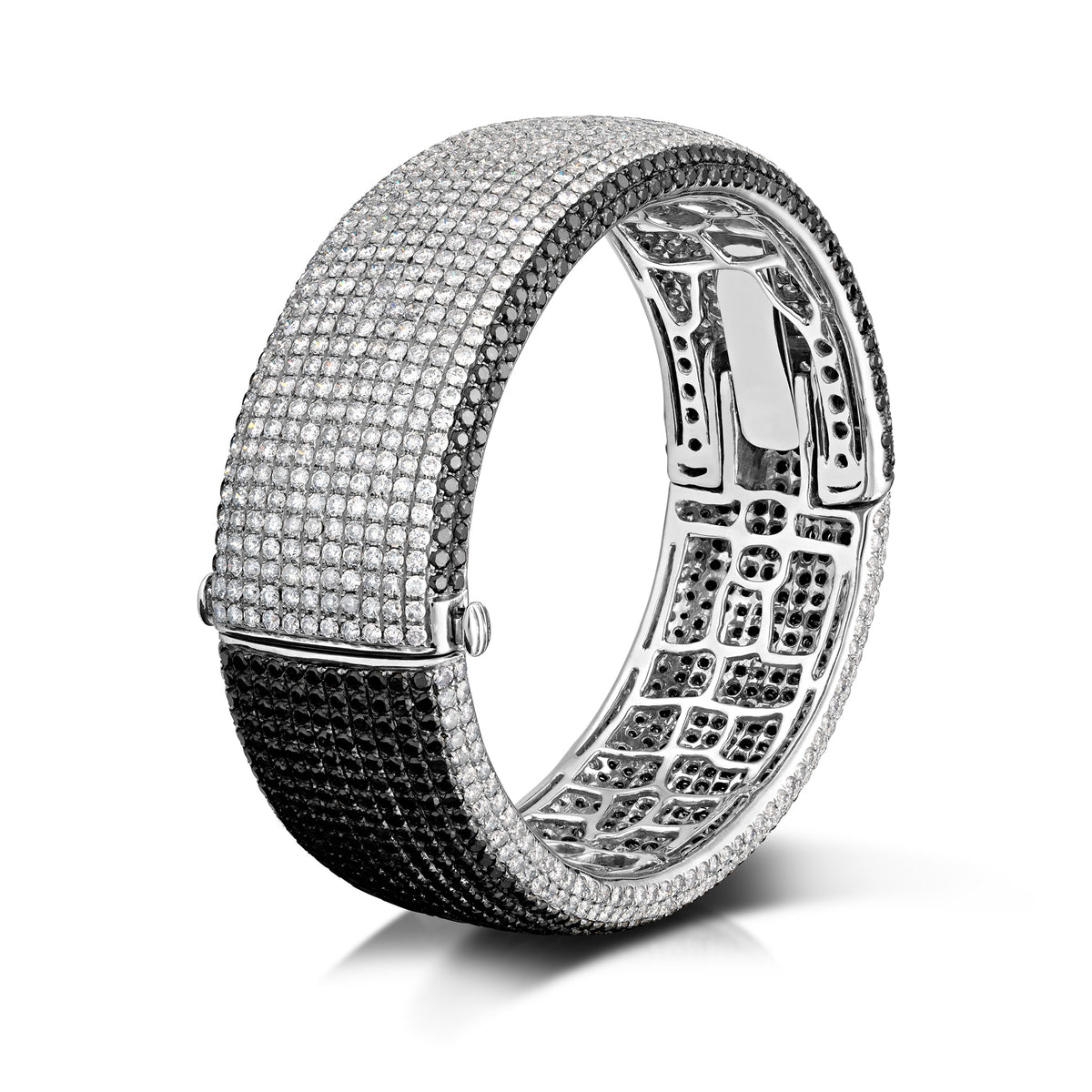 Bvlgari Bzero1 Pave Diamond Bangle