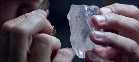 813-carat 'Constellation' Visits Israel To Start Its Transformation Into A 350-carat D-flawless Polished Diamond