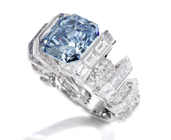 Auction Headliner 'The Sky Blue Diamond' Fetches $17.1m At Sotheby's Geneva