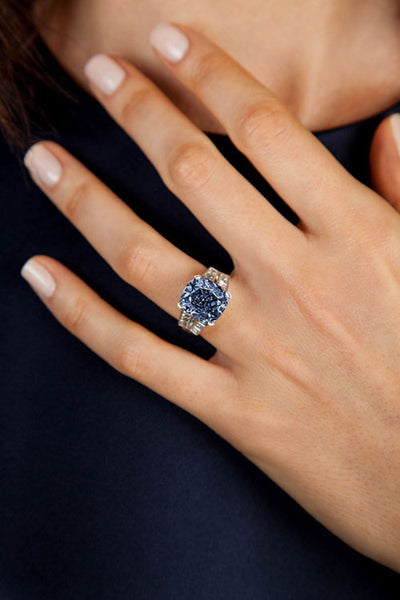 Child Star Shirley Temple's 9.54-carat Blue Diamond Ring Could Net $35m At Sotheby's Next Month