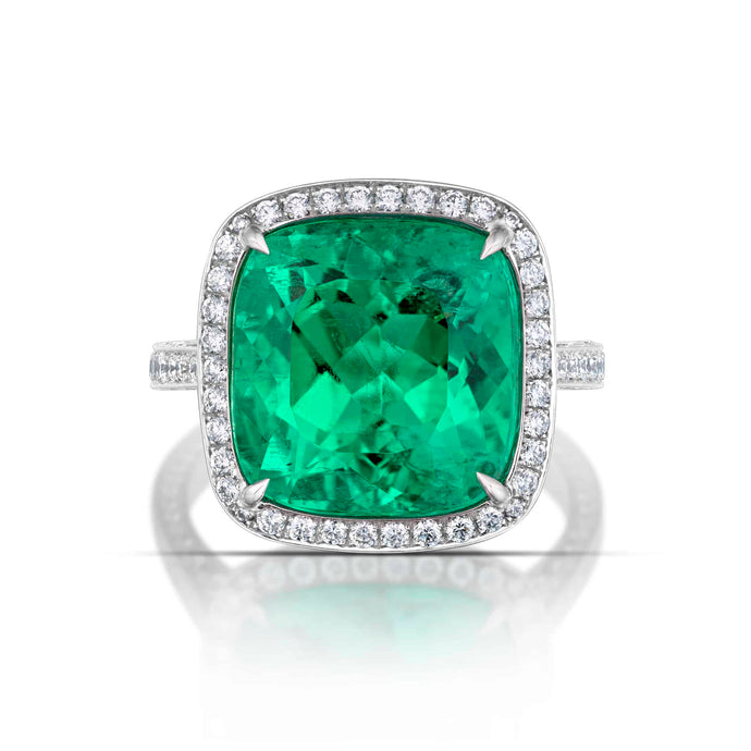 Colombian Emerald and Diamond Ring