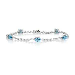 2.93 Carat Aquamarine and Diamond Bracelet
